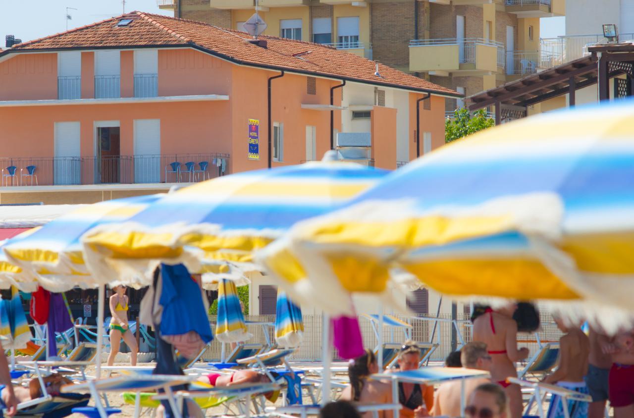 Hotel Greta B&B Rimini Exteriör bild